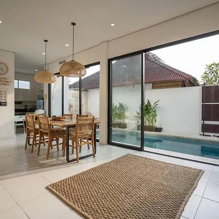 Villa Kainara 2 - Cozy Villa In Center Of Seminyak